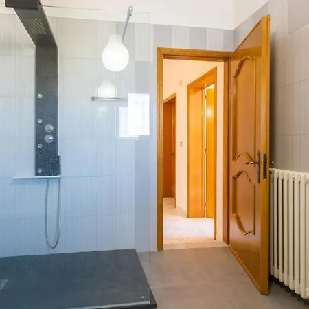 Casa Vacanze Chiara Apartment
